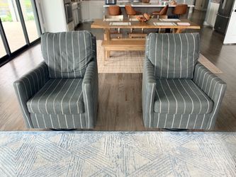 Bassett Trent Swivel Glider (Set of 2)