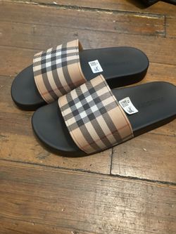 Burberry Slides (Size 42/Size 9)