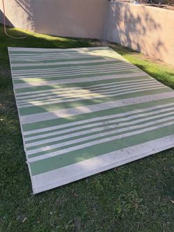 Big outdoor/indoor rug