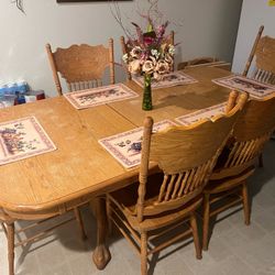 Extendable Wooden Dining Room Table