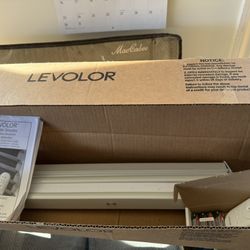 Levolor blinds 