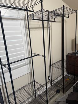 Clothes rack