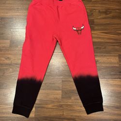 FISLL NBA Men's Chicago Bulls Black Dipdye Jogger, Red Size Large & XL 