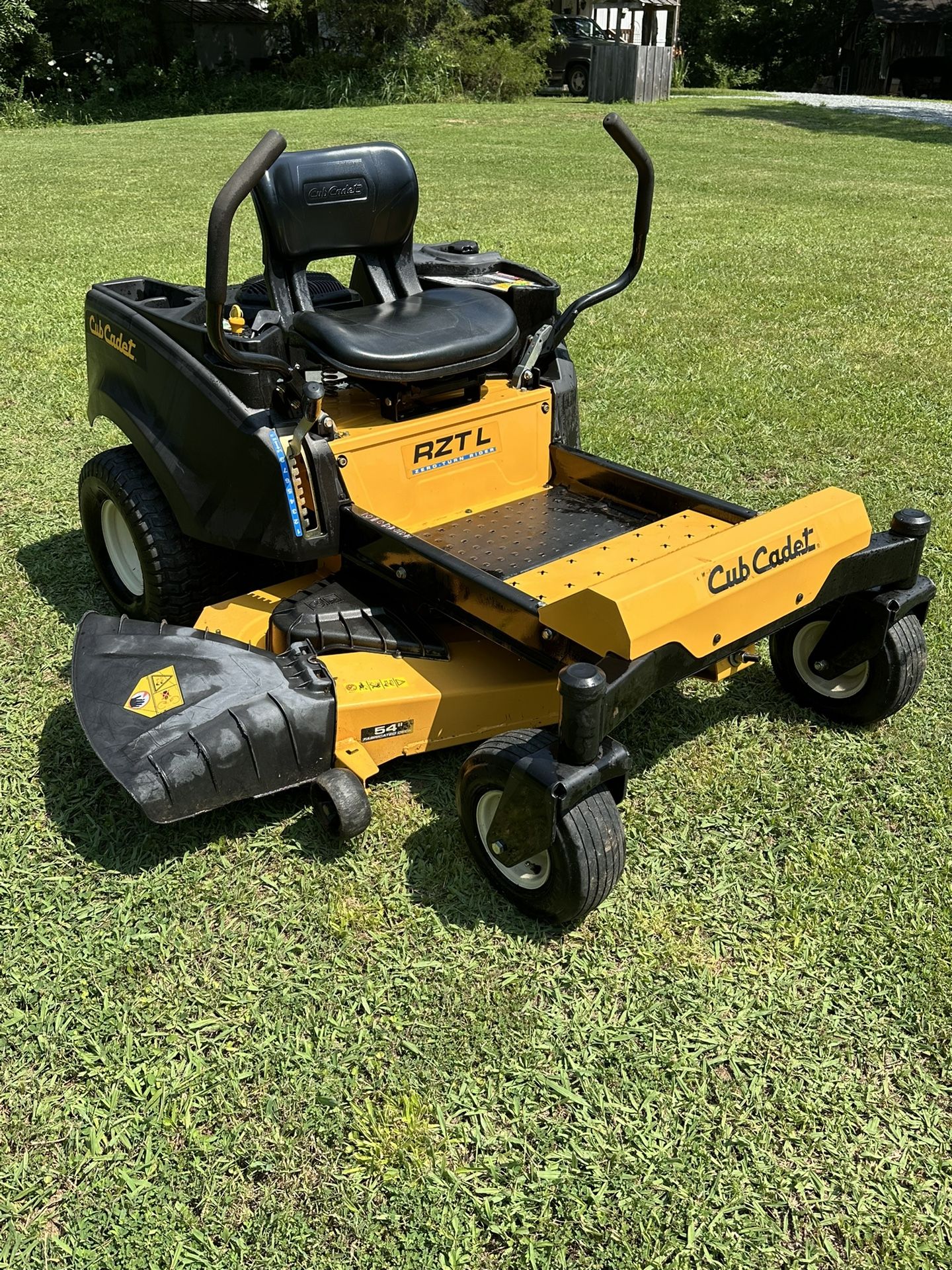 2019 Cub Cadet RZT L Zero Turn Mower