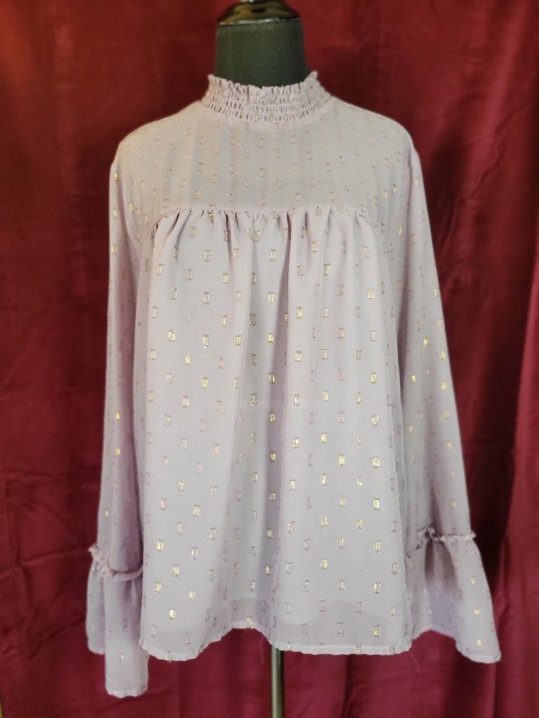 Women's Xhileration Lavender Peasant Style Top Gold Embroidery Size Large