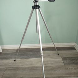 Tripod 
