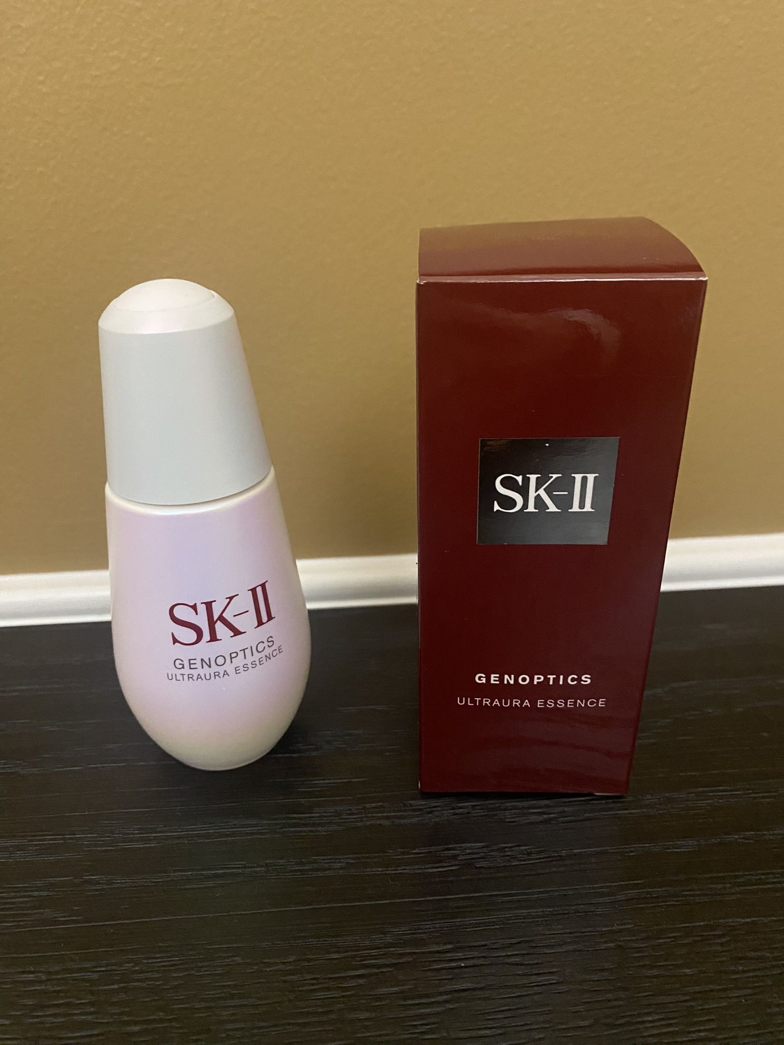 SK-II Genoptics Ultraura Essence 50ML NIB Brightening Skin