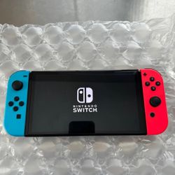 Nintendo Switch OLED With 12 Games 