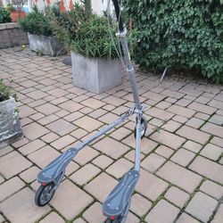 Trikke T78c3-wheel, foldable Scooter