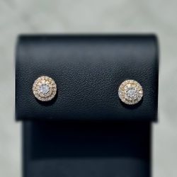 10k yellow gold stud white natural diamonds 1.00CTW flower earrings 1.80g
