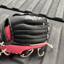 Size 9 Softball Glove