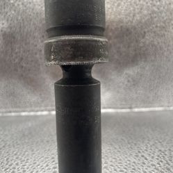 Snap-On Tools SIP22 Deep Impact Swivel Socket 11/16".  6 Point. 1/2 Drive Used