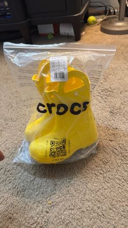 Crocs kids shoes