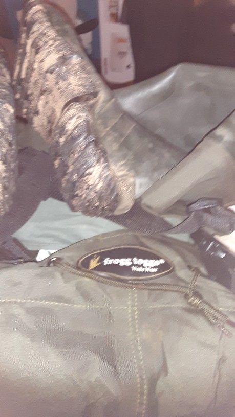 Frog Togs Wade Wear Size 9