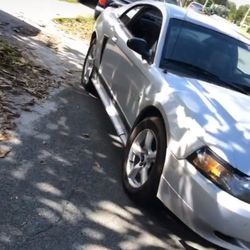 Mustang V6 2002 With 2016 Rims 