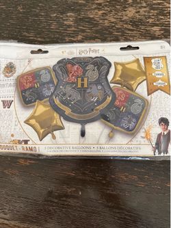 Harry Potter/Hogwarts balloon bouquet