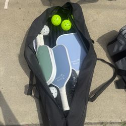 Pickle Ball Net And Paddles