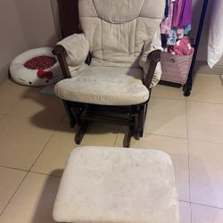 Rocking Chair 