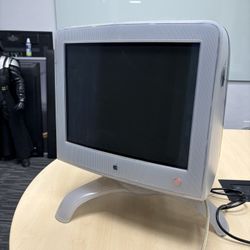 Apple Studio Display M6496 17" CRT VGA Monitor
