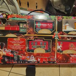 NORTH POLE EXPRESSS BATTERY TRAIN $80