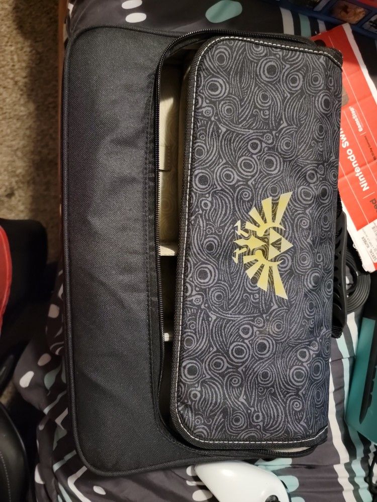 Nintendo Switch Zelda Breath of the Wild Carrying Case Everywhere Messenger Bag