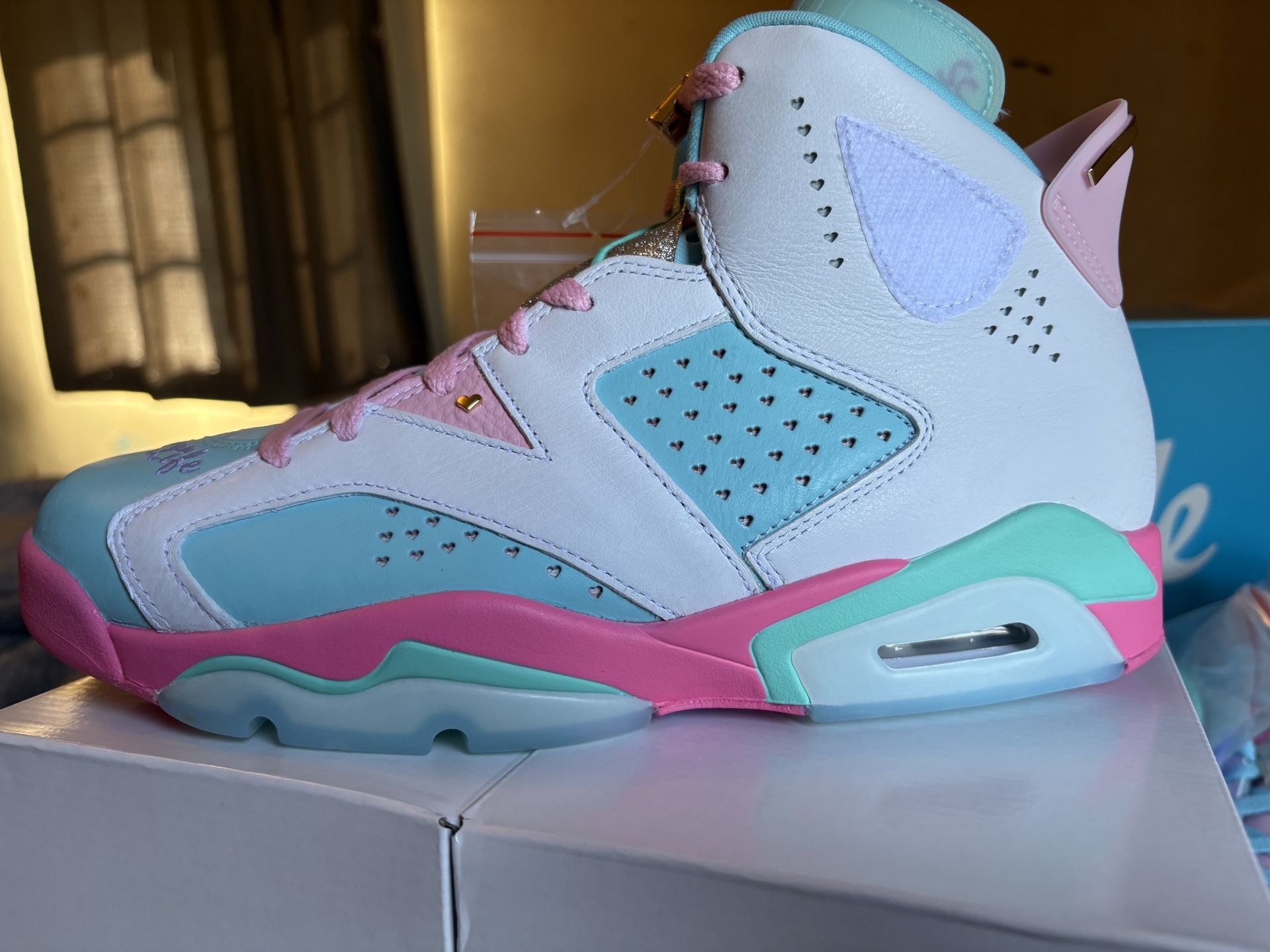 Air Jordan 6 Doernbecher