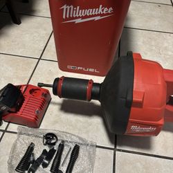 MILWAUKEE 2772-20 M18 DRAIN SNAKE CLEANER (1)3.0ah battery  and charger