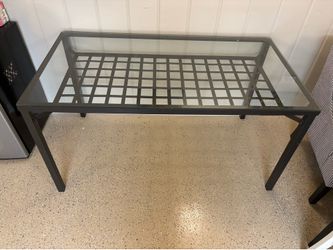 Dining room table
