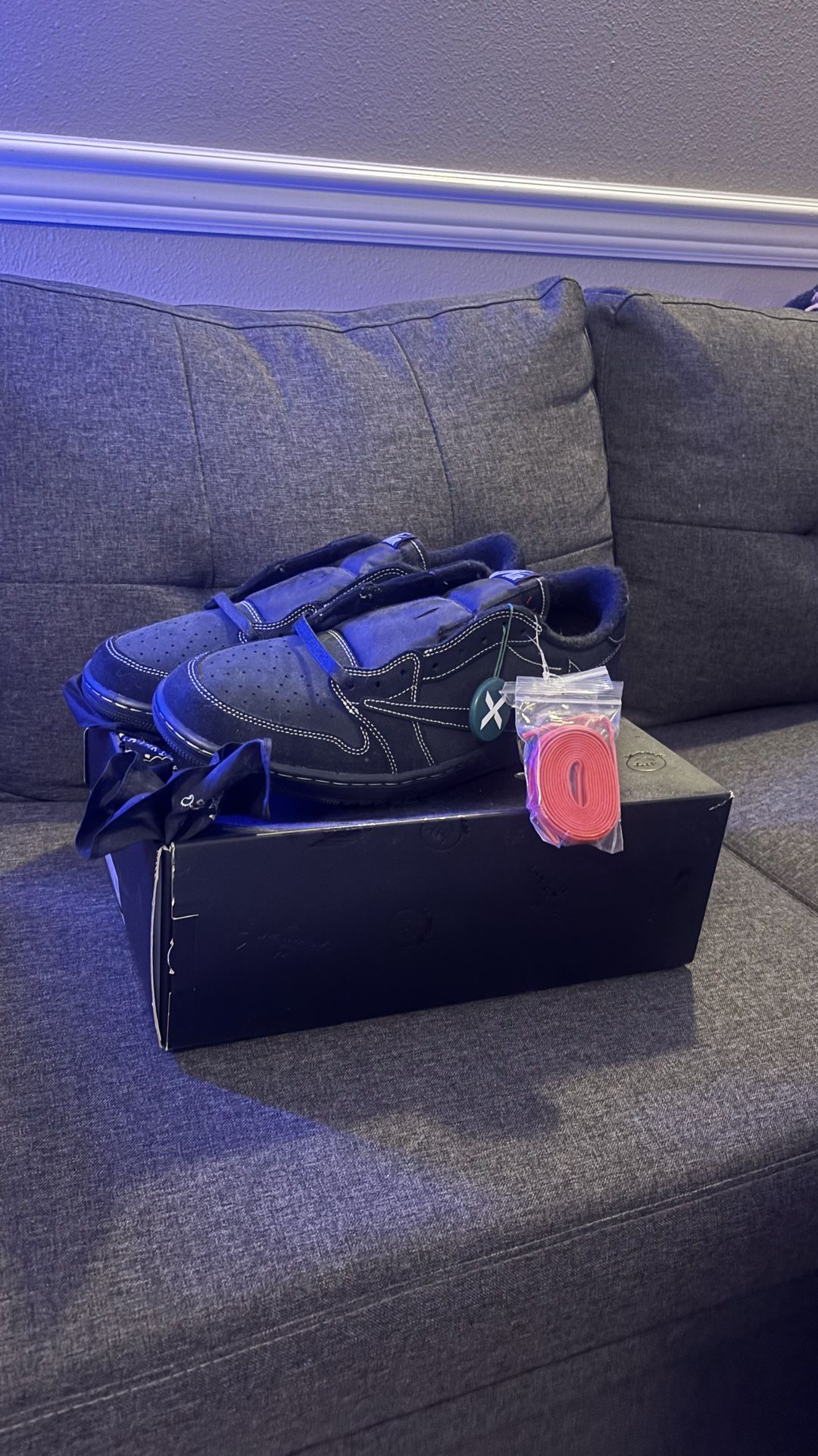 Jordan One retro low Travis Scott phantoms