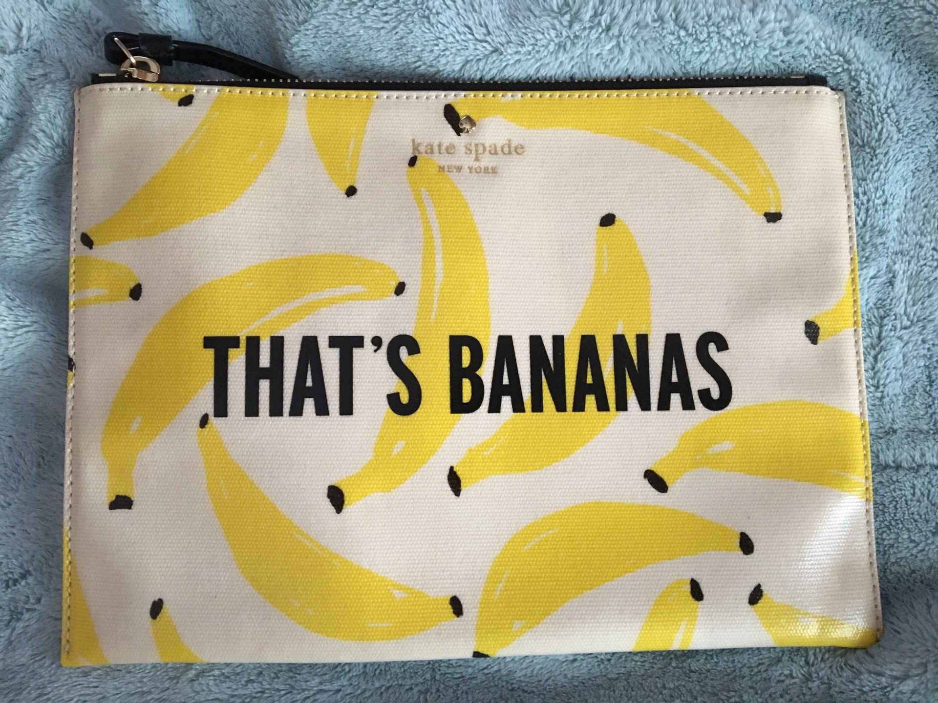 Kate Spade ♠️ that’s bananas clutch