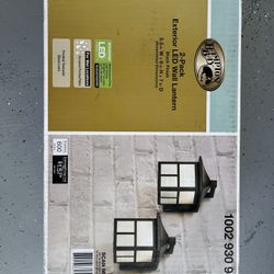 Hampton Bay LED Wall Lantern 