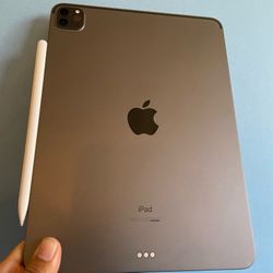 128GB Apple IPad Pro 11” 3rd Generation (2021 Model / M1 chip/ Liquid Retina / Face ID)  with pen, keyboard & Accesories (1TB $849)