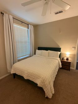 Queen bed Frame +Matress