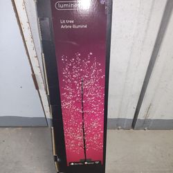lumineo

Lit tree
 Light Up Tree Art Decor