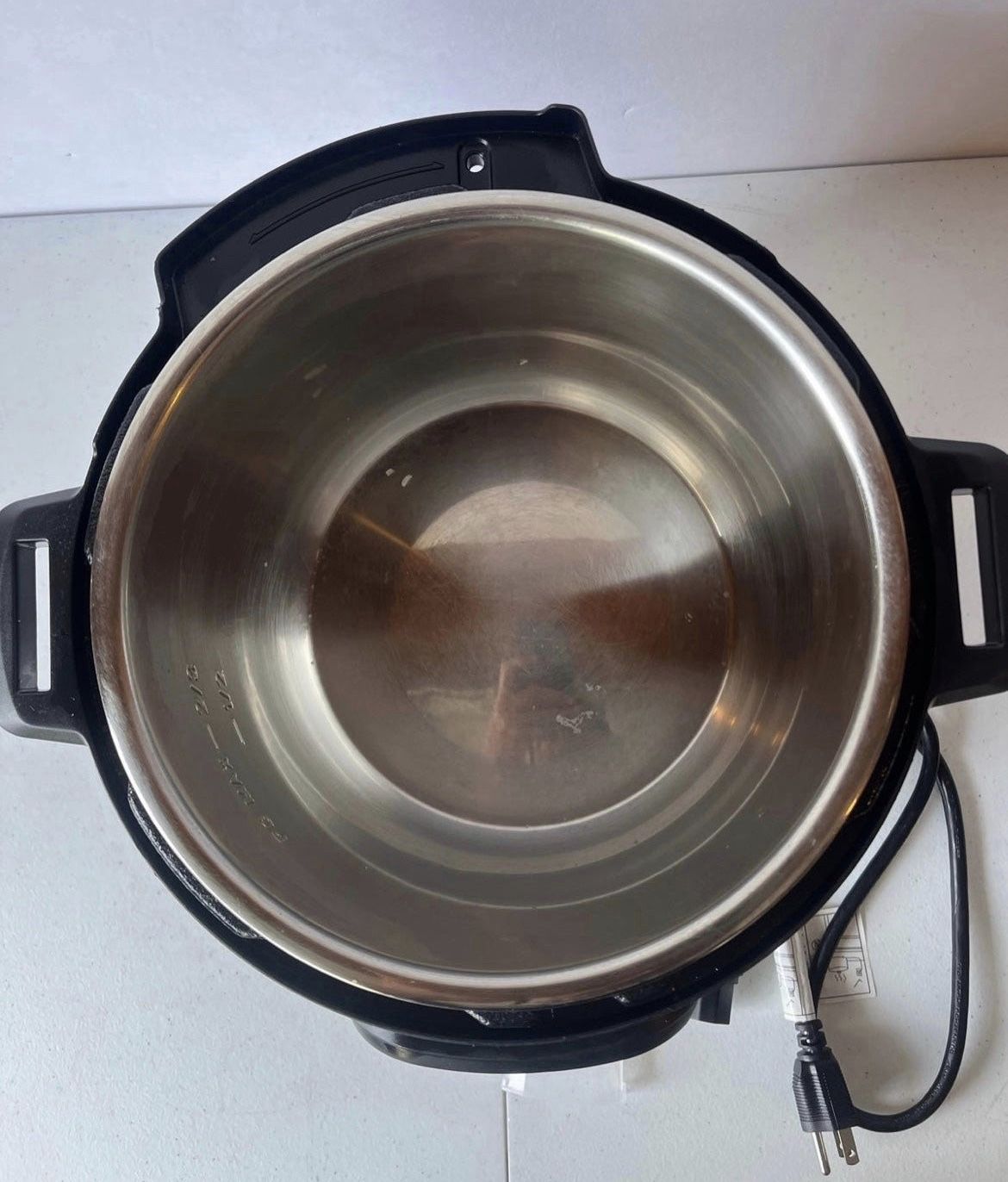 Instant Pot Duo 7in1 Electric Pressure Cooker, Slow Cooker, 6QT 3854