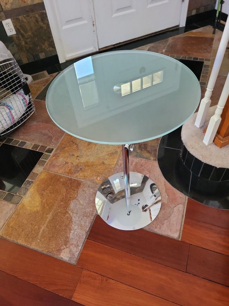 Side Table (Adjustable Height )