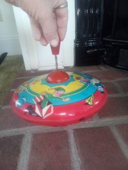 J Chein Tin Spinning Toy