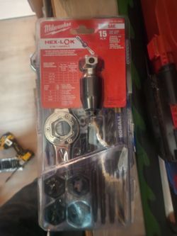Milwaukee 15 pc. SAE Tap and Die set