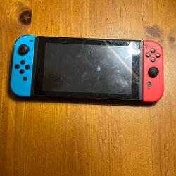 Nintendo Switch 