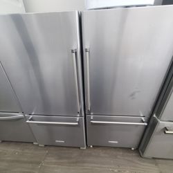 kitchen aid fridge great conditions  30 inches hight 66 hight 28 deep 90 days warranty   pick up 301 saundview ave bronx NY 10473 botton freezer  ice 