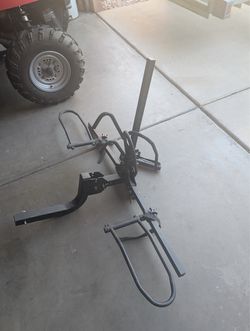 E bike carrier hitch mount