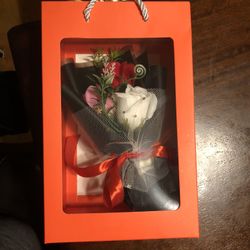 Valentine’s Day Gifts 