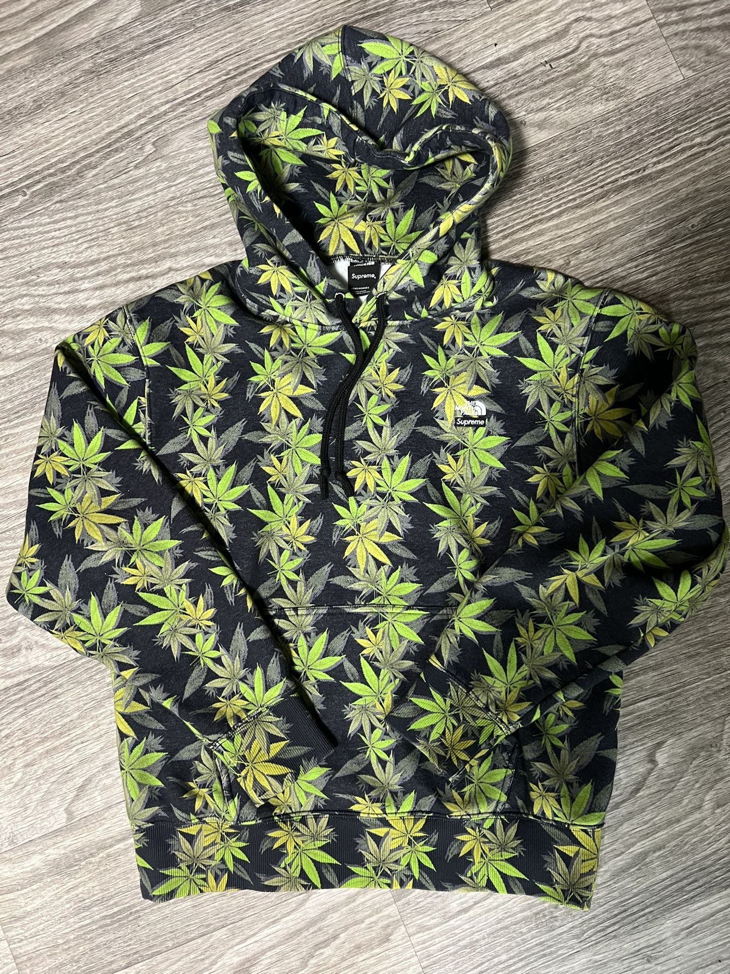 Supreme X Northface Collab Weed Hoodie