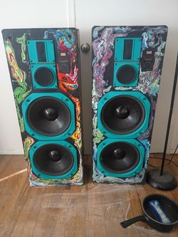 Vintage Sansui S-2000U Floor Speakers – Pair – $75 OBO