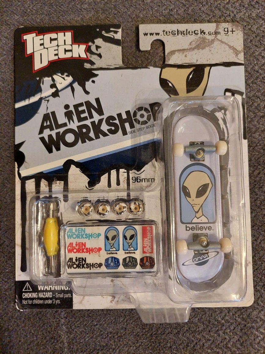New 2006 Tech Deck Alien Workshop Mini Skateboard Deck Set - Miniature - Skating - Trucks - Wheels - Finger Board - Rare - Sealed
