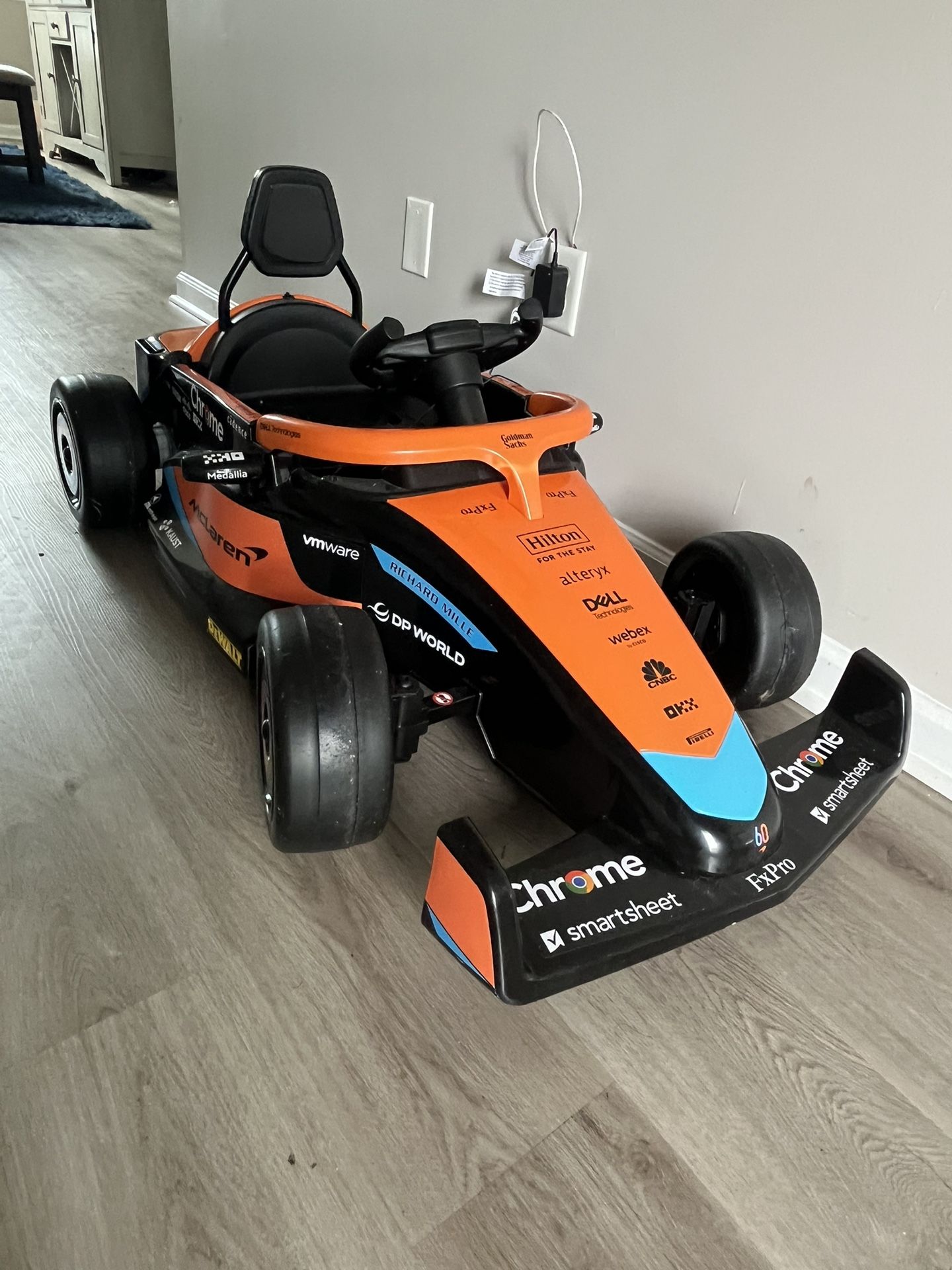 F1 Car Age4+