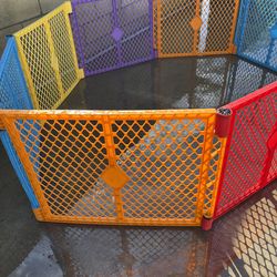 Eight panel Super yard play area