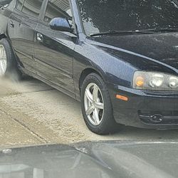 Hyundai Elantra 