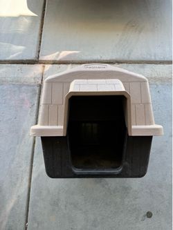 Dog house