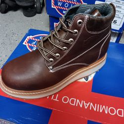 Work Boots//Botas de Trabajo 